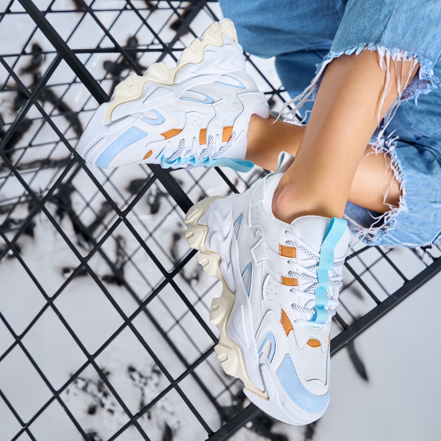 Detroit | White, Light Blue