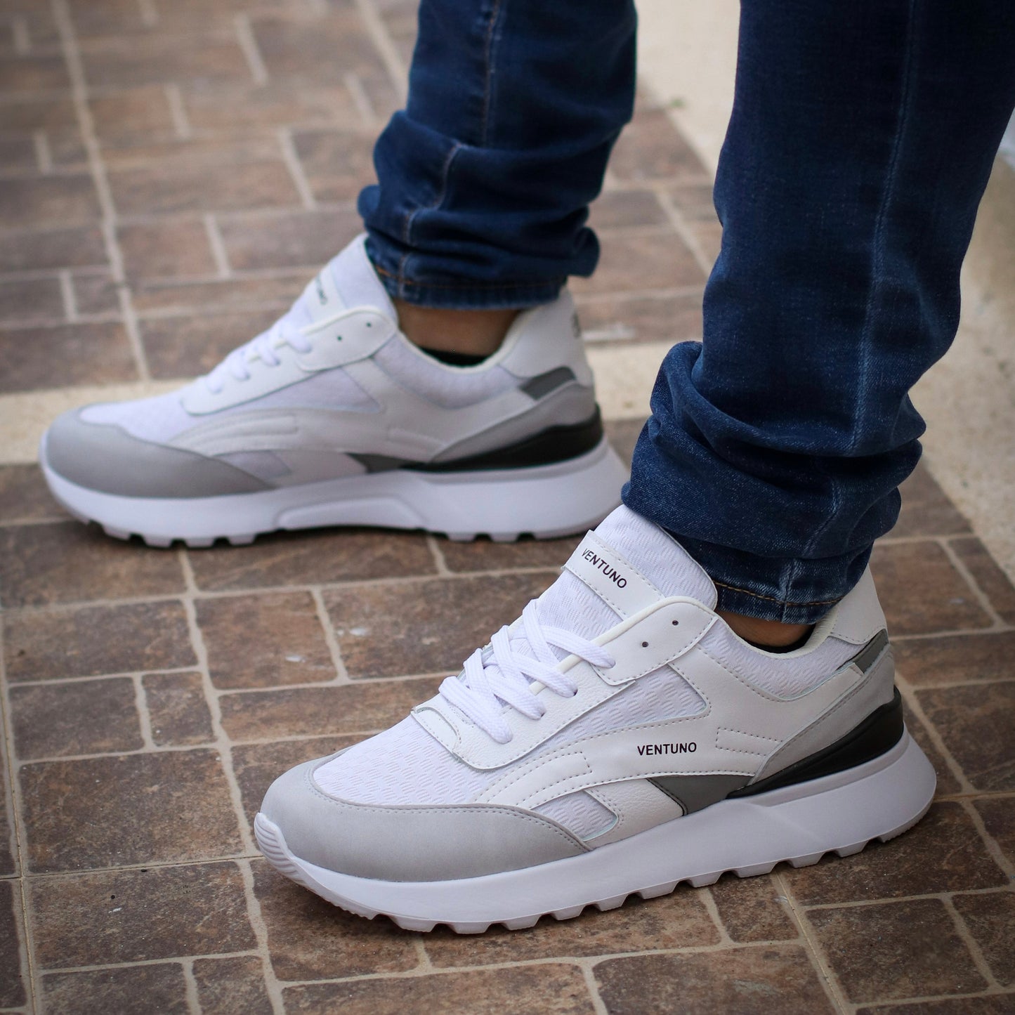 Brooklyn | White Grey