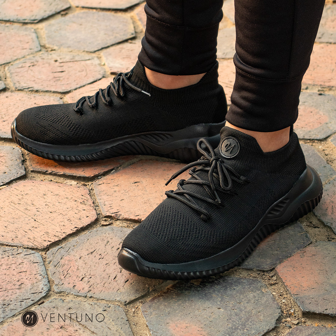 Dynamic | Black