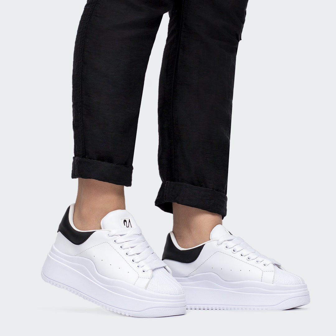 Manhattan | White Black